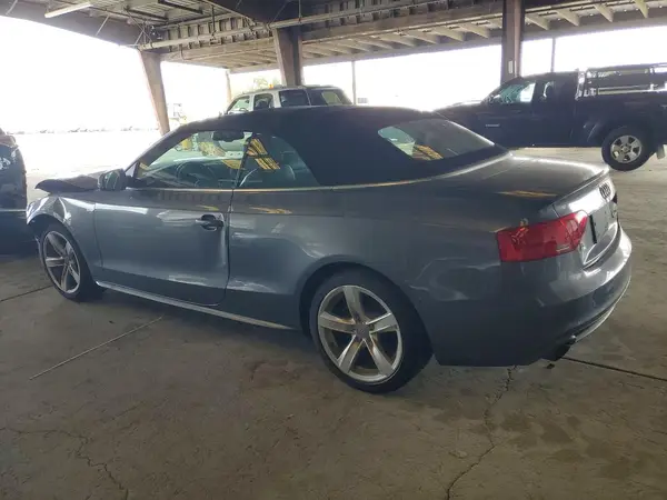 WAUMFAFH7FN007796 2022 AUDI A5 - Image 2