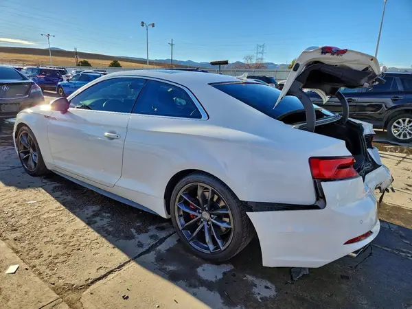 WAUP4AF57JA002350 2018 AUDI S5 - Image 2