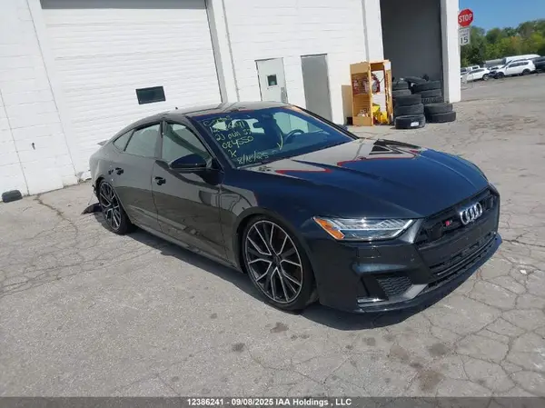 WAUPFBF23MN084550 2021 AUDI S7