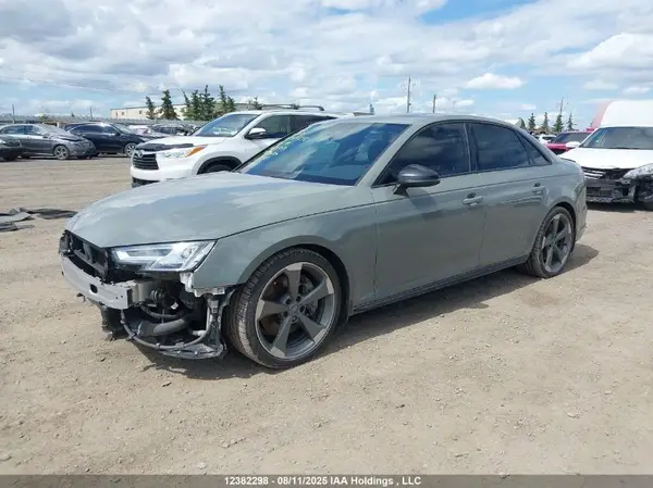 WAUPNAF43JA028254 2018 AUDI A4 - Image 2