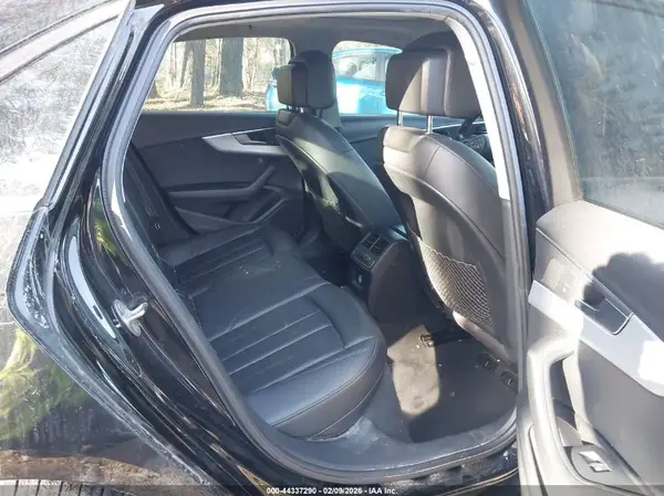 WAUPNAF44HN058883 2017 AUDI A4 - Image 8