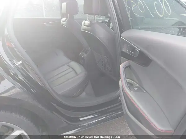 WAUPNAF48JN007053 2018 AUDI A4 - Image 8