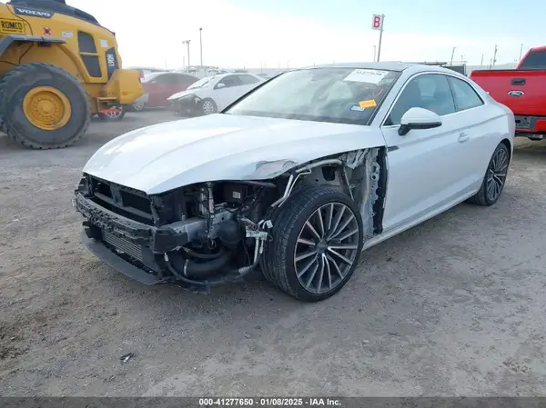 WAUPNAF54JA000990 2018 AUDI A5 - Image 2