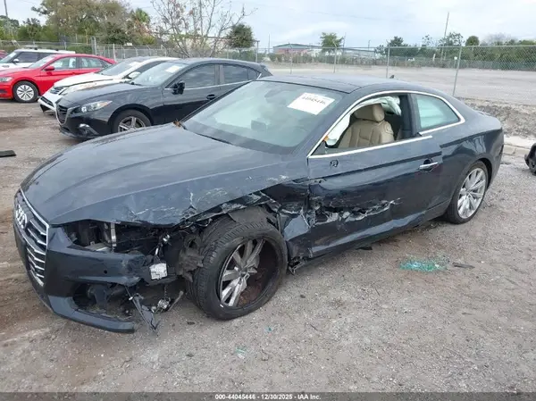 WAUPNAF58JA134160 2018 AUDI A5 - Image 2