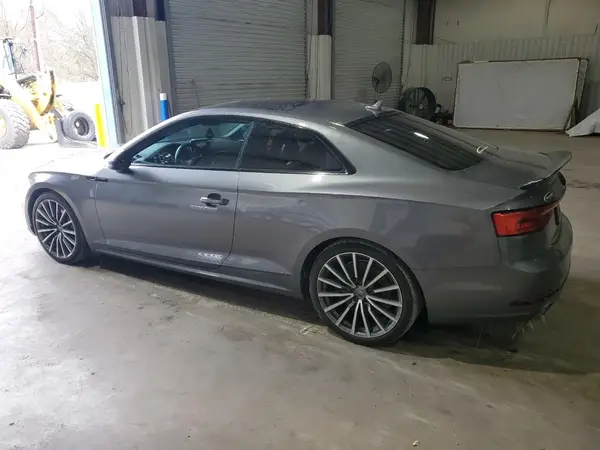 WAUPNAF59JA004145 2018 AUDI A5 - Image 2