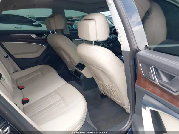 WAUR2AF26KN105242 2019 AUDI A7 - Image 8