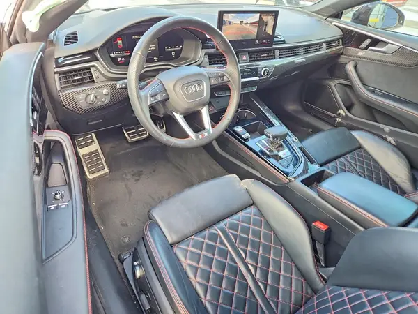 WAUR4AF50RA027000 2024 AUDI RS5 - Image 8
