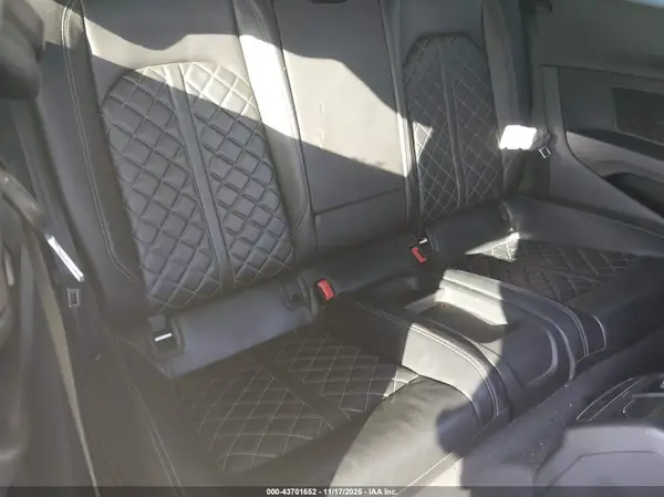 WAUR4AF52KA017204 2019 AUDI S5 - Image 8
