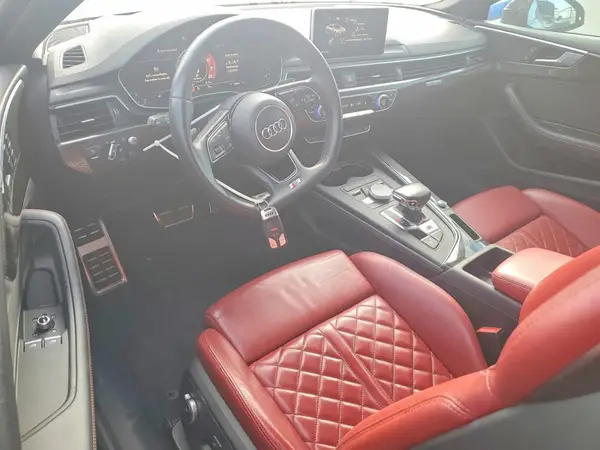 WAUR4AF54KA012618 2019 AUDI RS5 - Image 8