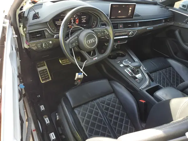 WAUR4AF59JA027615 2018 AUDI RS5 - Image 8