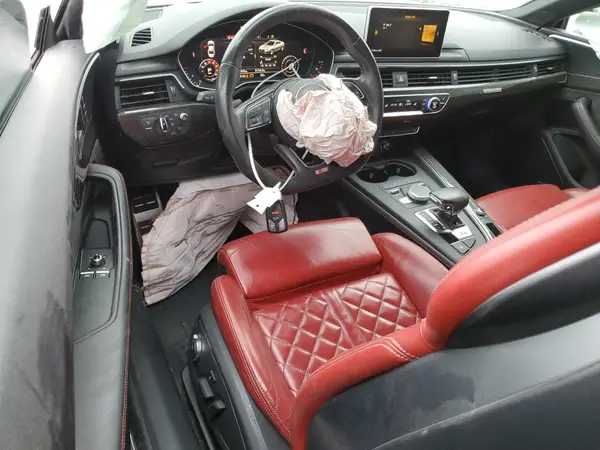 WAUR4AF5XJA045654 2018 AUDI RS5 - Image 8