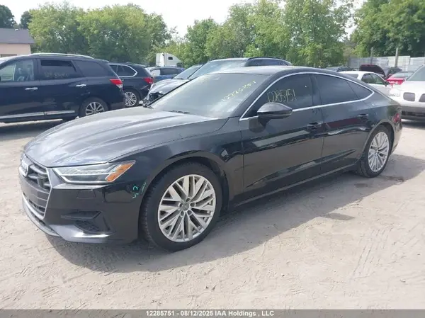 WAUS2AF22KN079983 2019 AUDI A7 - Image 2