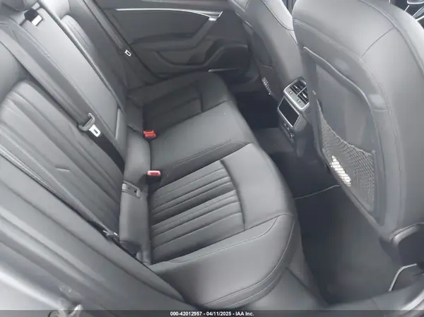 WAUS2AF26KN096155 2019 AUDI A7 - Image 8