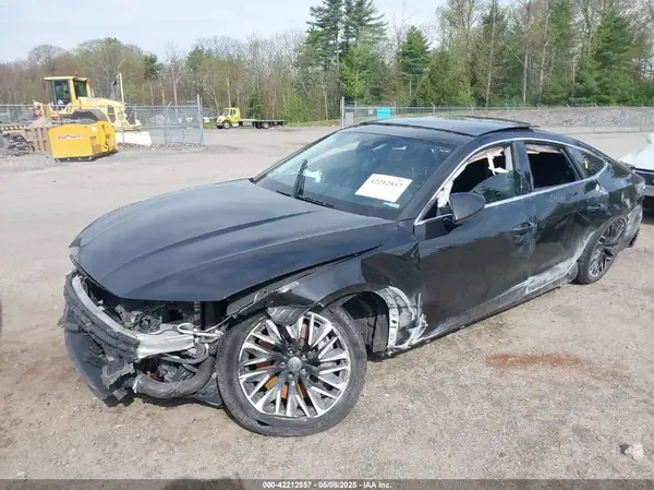 WAUS2AF2XKN028926 2019 AUDI A7 - Image 2