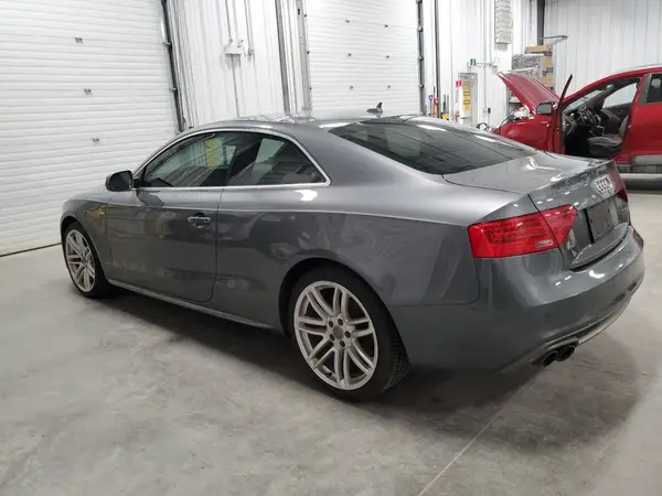 WAUSGAFR8GA012284 2016 AUDI A5 - Image 2