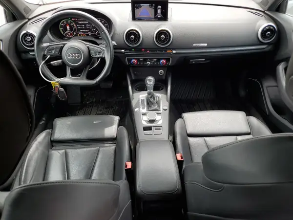 WAUSPBFF0JA065905 2018 AUDI A3 - Image 8