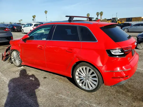 WAUSPBFF5GA071515 2016 AUDI A3 - Image 2