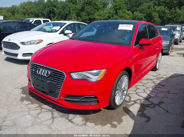 WAUSPBFFXGA061448 2016 AUDI A3 - Image 2
