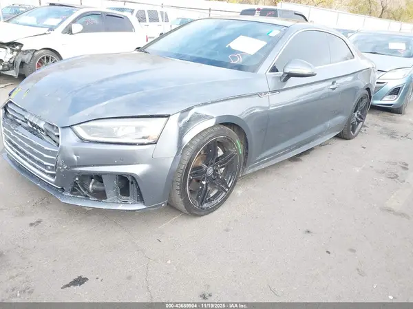WAUTNAF51JA101757 2018 AUDI A5 - Image 2