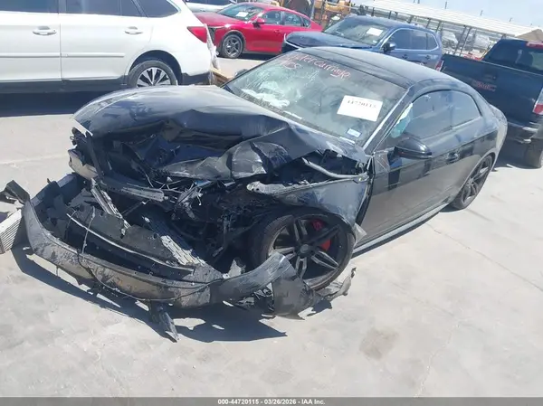 WAUTNAF55KA035229 2019 AUDI A5 - Image 2