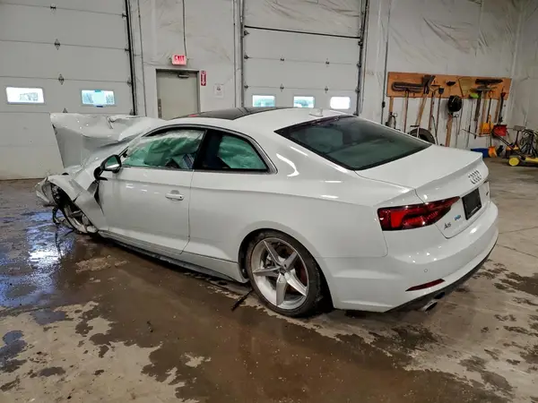 WAUTNAF5XKA015588 2019 AUDI A5 - Image 2