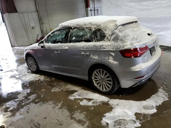 WAUTPBFF0HA086574 2017 AUDI A3 - Image 2