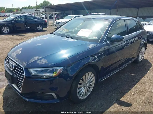 WAUTPBFF0HA094755 2017 AUDI A3 - Image 2