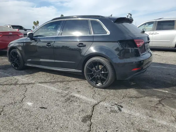 WAUTPBFF0JA083437 2018 AUDI A3 - Image 2