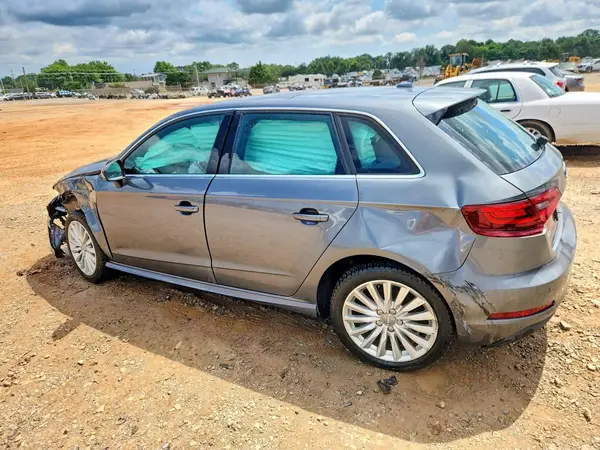 WAUTPBFF1GA066185 2016 AUDI A3 - Image 2
