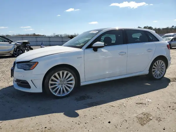 WAUTPBFF1GA090325 2016 AUDI A3 - Image 1