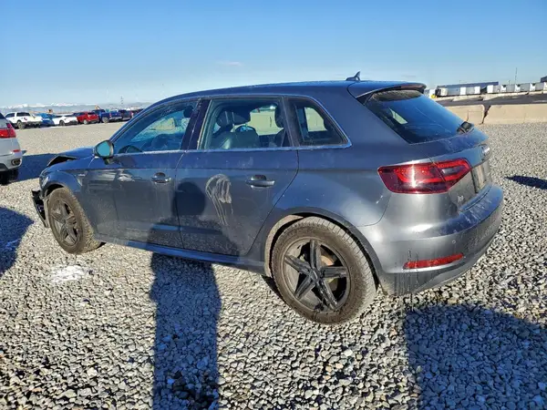 WAUTPBFF1GA098327 2016 AUDI A3 - Image 2
