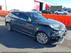WAUTPBFF1JA067683 2018 AUDI A3
