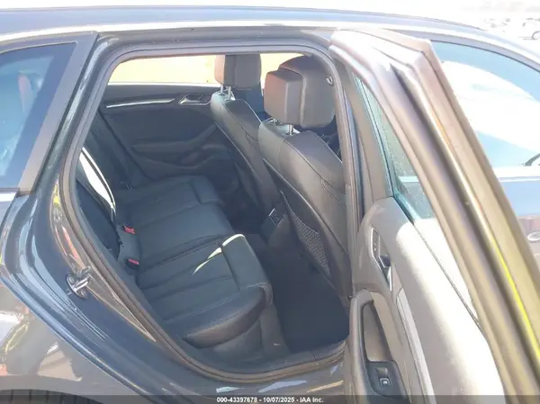WAUTPBFF1JA067683 2018 AUDI A3 - Image 8