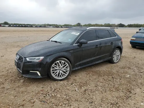 WAUTPBFF1JA079414 2018 AUDI A3 - Image 1