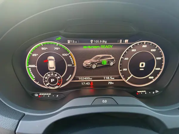 WAUTPBFF1JA081146 2018 AUDI A3 - Image 8