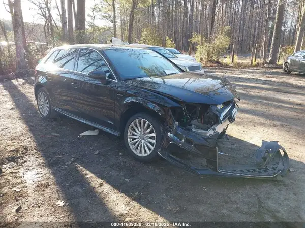 WAUTPBFF2GA136275 2016 AUDI A3 - Image 1
