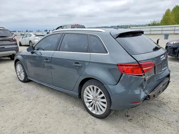 WAUTPBFF2JA062315 2018 AUDI A3 - Image 2