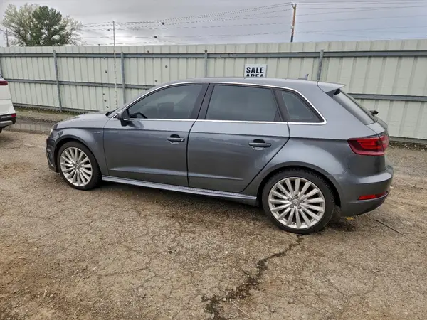 WAUTPBFF3GA031390 2016 AUDI A3 - Image 2