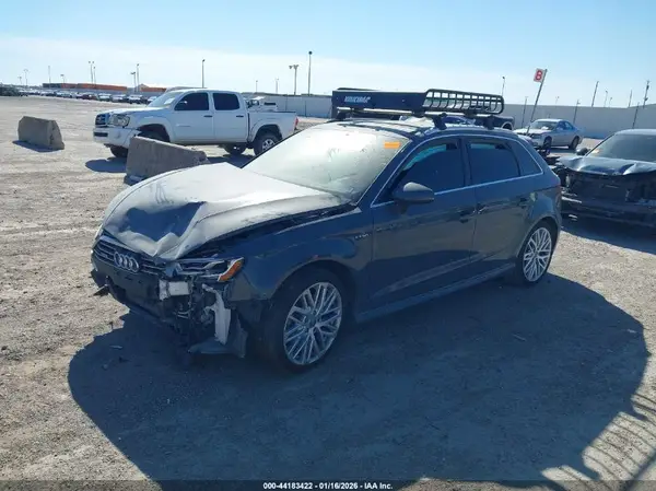 WAUTPBFF3JA070228 2018 AUDI A3 - Image 2