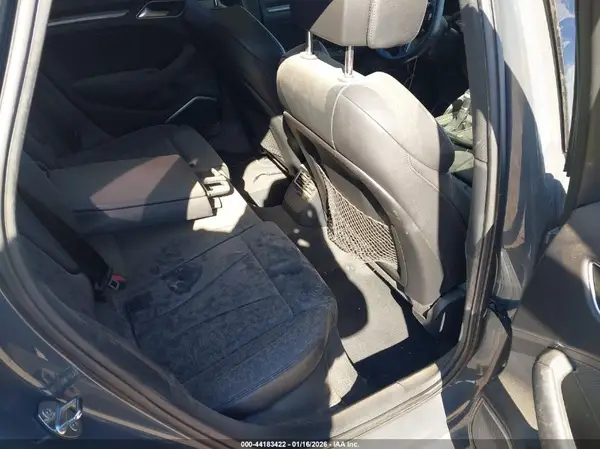 WAUTPBFF3JA070228 2018 AUDI A3 - Image 8