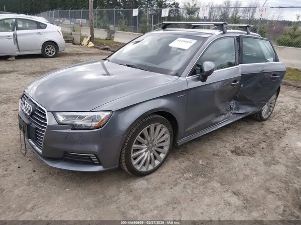 WAUTPBFF4HA134240 2017 AUDI A3 - Image 2