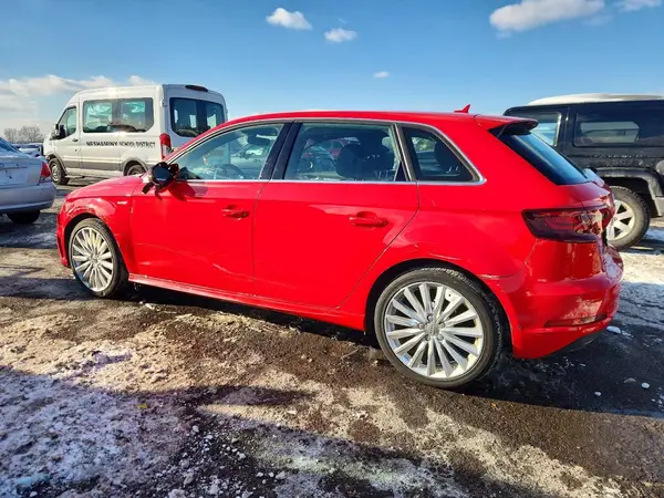 WAUTPBFF5GA038325 2016 AUDI A3 - Image 2