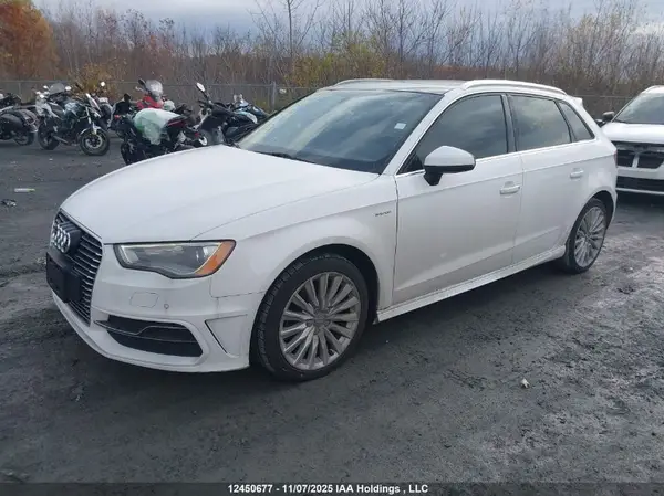 WAUTPBFF5GA154575 2016 AUDI A3 - Image 2