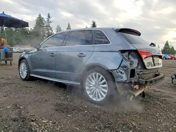 WAUTPBFF5HA112974 2017 AUDI A3 - Image 2
