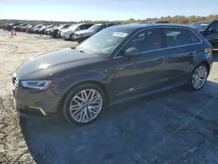 WAUTPBFF6JA058204 2018 AUDI A3