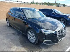 WAUTPBFF6JA065492 2018 AUDI A3