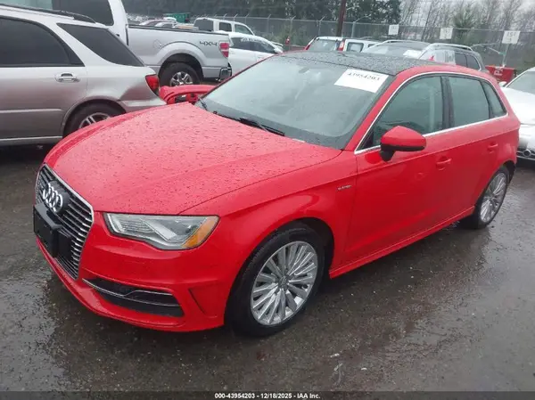 WAUTPBFF7GA026287 2016 AUDI A3 - Image 2