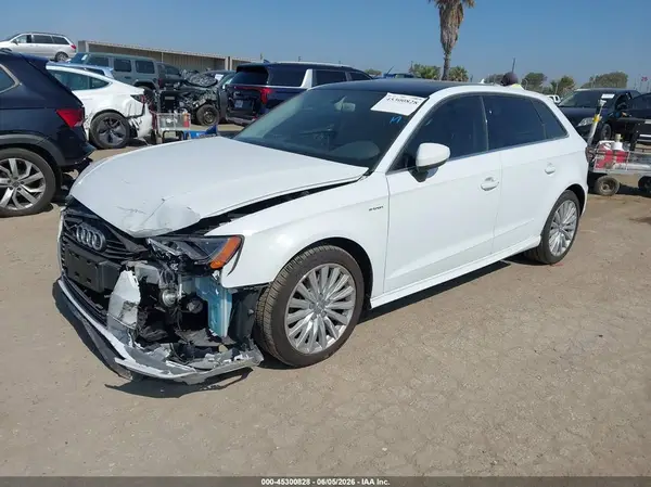WAUTPBFF7GA027665 2016 AUDI A3 - Image 2
