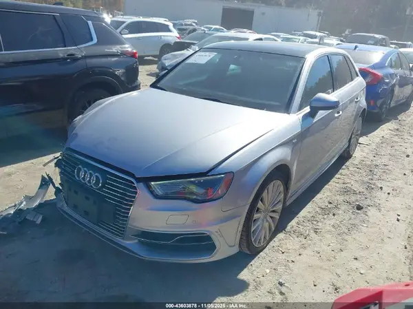 WAUTPBFF7GA050640 2016 AUDI A3 - Image 2