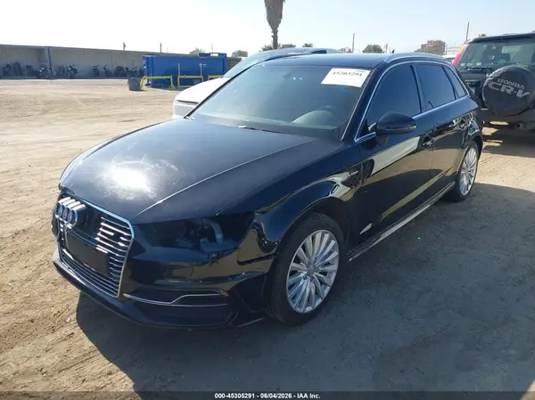 WAUTPBFF7GA076249 2016 AUDI A3 - Image 2